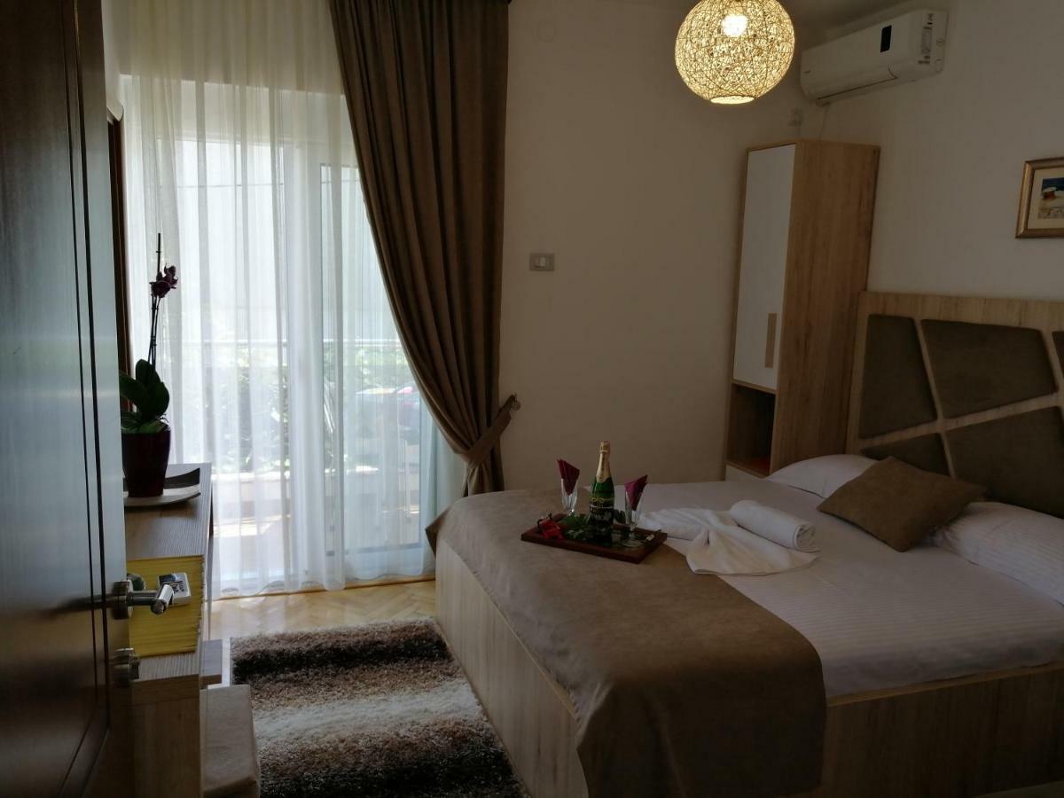 Apartments Gazi أولتْسي المظهر الخارجي الصورة